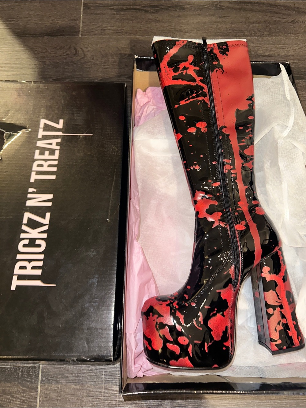 Trickz n Treatz Scream Queen Red & Black High Platform Knee Go go Boot
